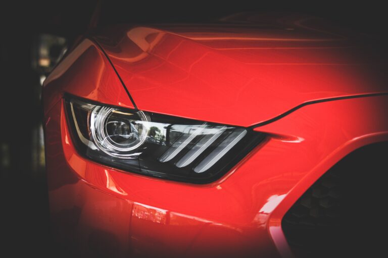 what are projector headlights?