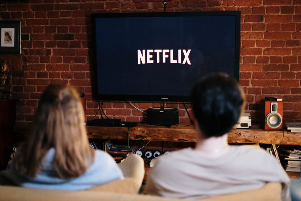 are projectors better for your eyes - which one is better TV or Projector